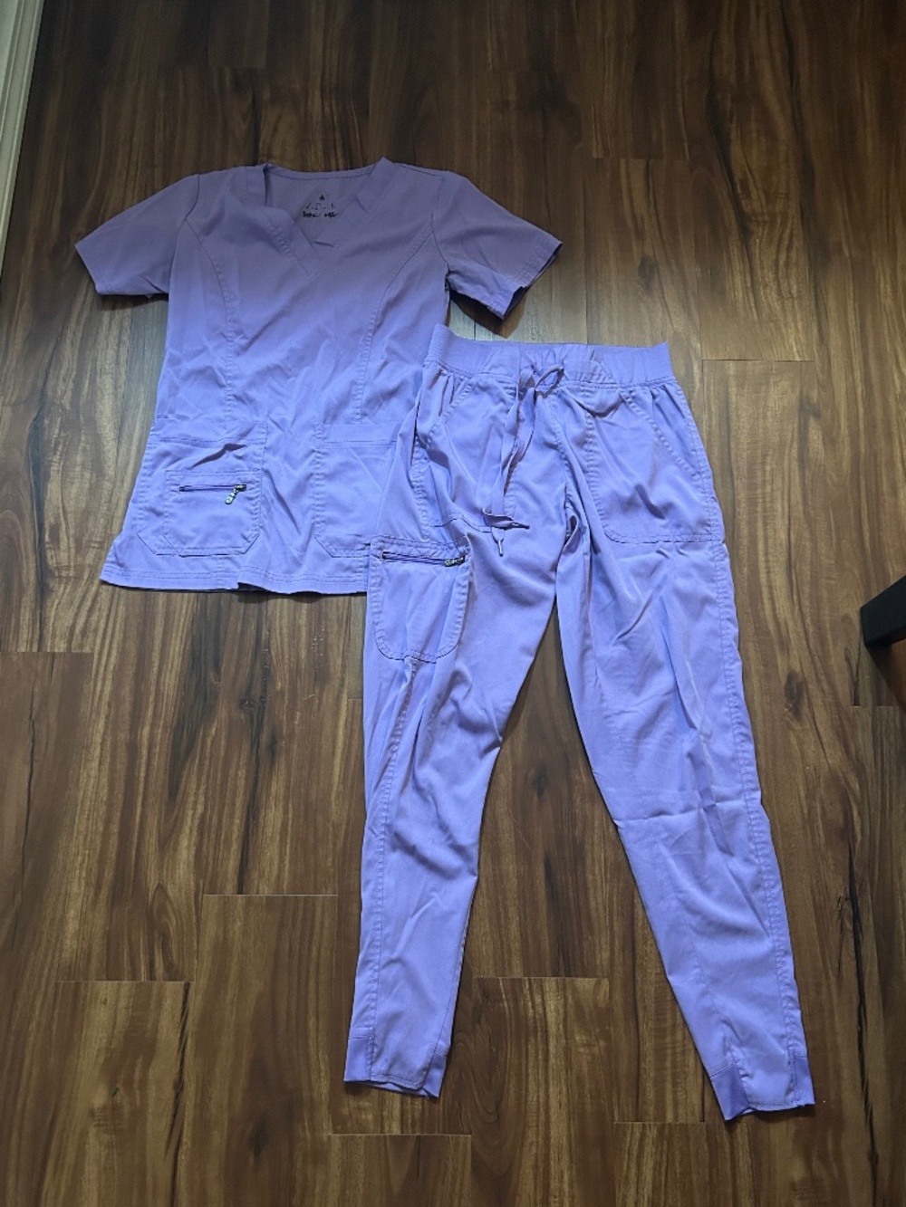 Adar violet scrubs
